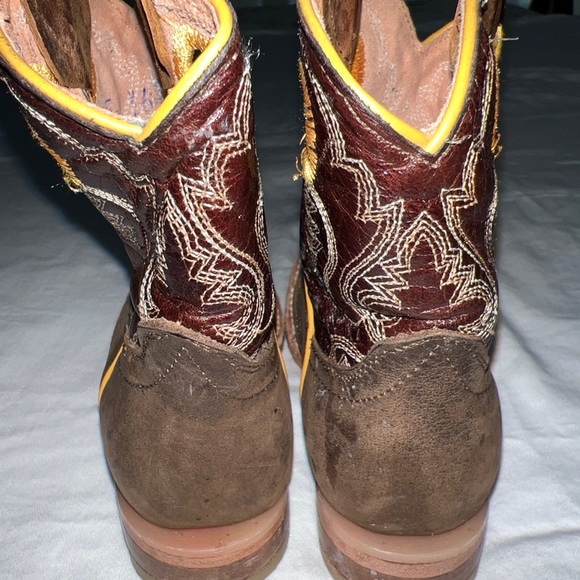 TODDLER COWBOY BOOTS WITH MATCHING BELT - Picture 6 of 14